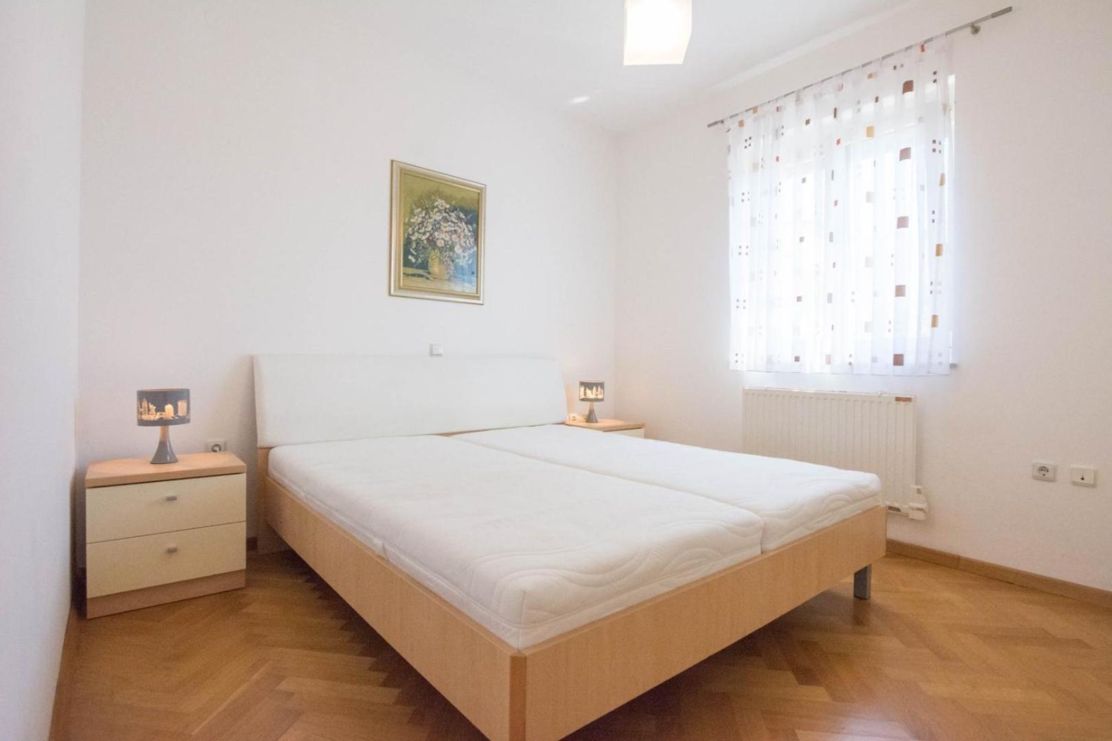 Spacious Apartment On A Great Location -Apartment Kuhta Biograd Na Moru Eksteriør billede