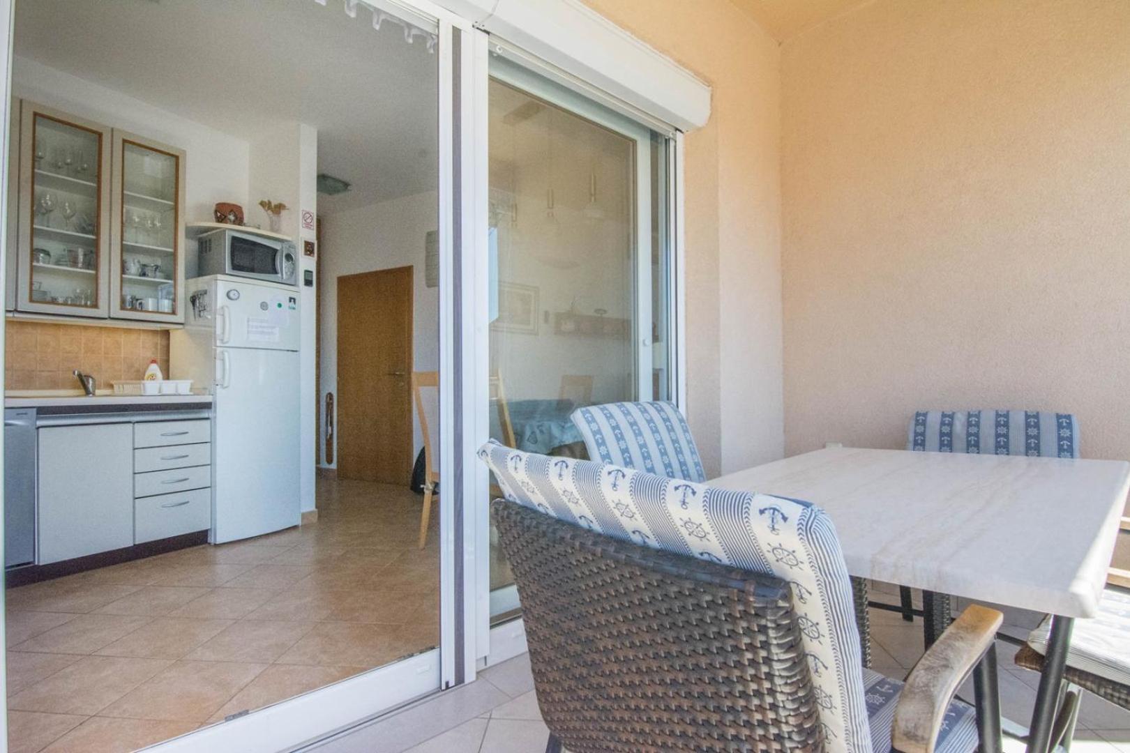 Spacious Apartment On A Great Location -Apartment Kuhta Biograd Na Moru Eksteriør billede