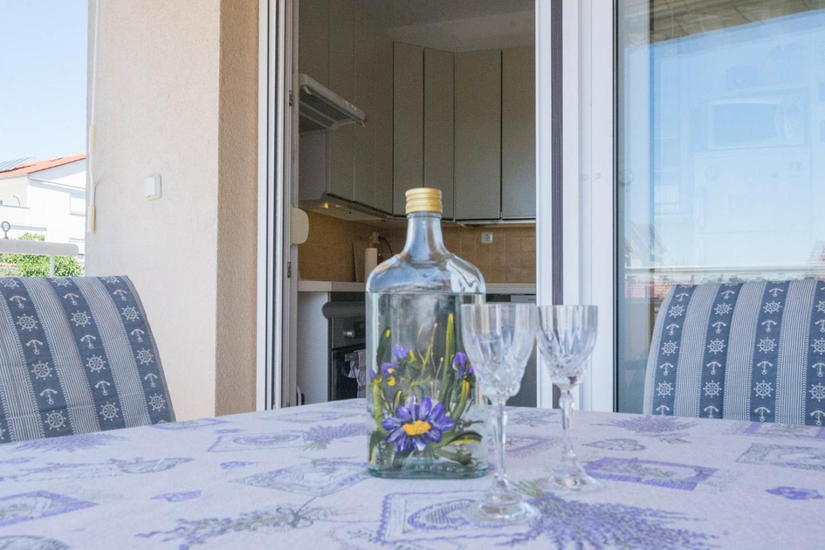 Spacious Apartment On A Great Location -Apartment Kuhta Biograd Na Moru Eksteriør billede